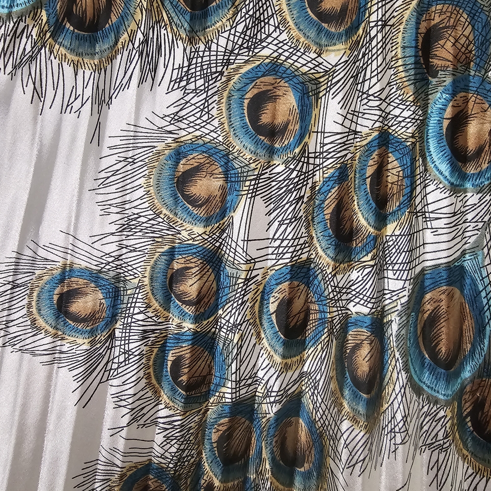 Pleated Maxi Dress with Peacock Motif - White/Teal - Picture 4 of 6